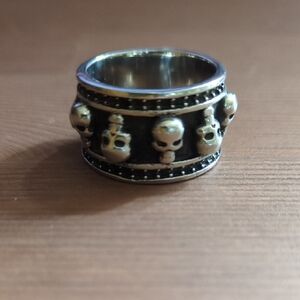 Handmade Silver-Tone Skull Band Ring - Black & Silver
